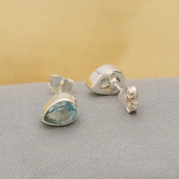 Blue_Topaz_Teardrop_925_Sterling_Silver_Studs_-_Elegant_Blue_Stone_Earrings