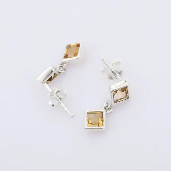 Citrine_925_Silver_Square_Studs_-_Stylish_Modern_Daily_Wear