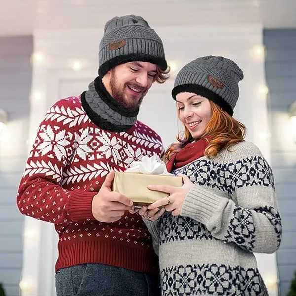 Woolen_Cap_And_Muffler_Set