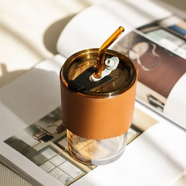 Glass_Tumbler_With_Lid_And_Straw
