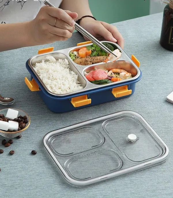 Stainless_Steel_Bento_Lunch_Box_With_Utensils