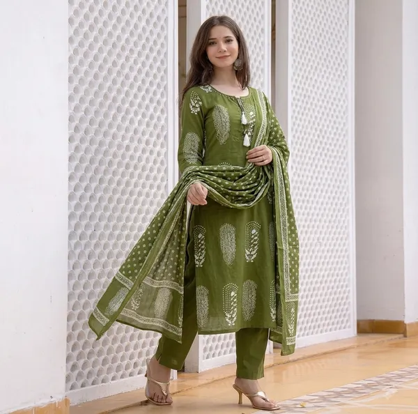 Olive_Green_Cotton_Printed_Kurti_Set_For_Women
