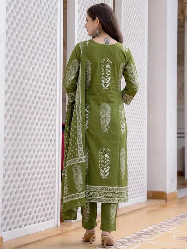 Olive_Green_Cotton_Printed_Kurti_Set_For_Women