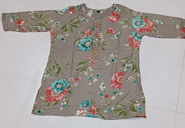 Grey_Floral_Print_Straight_Kurti_for_Women