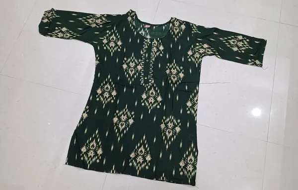 Green_Printed_Straight_Kurti_for_Women