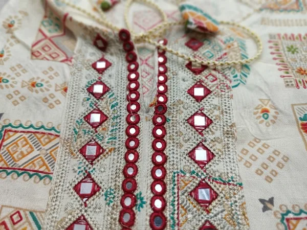 Cream_&_Multicolor_Embroidered_Soft_Cotton_Ethnic_Kurta_Set_for_Women