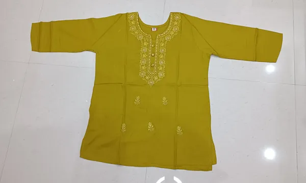 Mustard_Embroidered_Straight_Kurta_for_Women