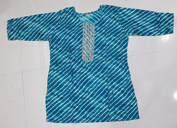 Blue_Printed_Straight_Kurti_for_Women