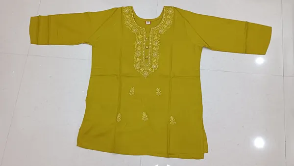 Mustard_Embroidered_Straight_Kurta_for_Women