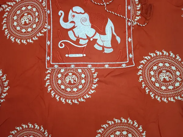 Red_Printed_Ethnic_Kurta_Set_for_Women