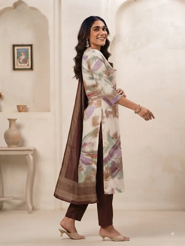 Off_White_Cotton_Straight_Printed_Kurta_Set_For_Women