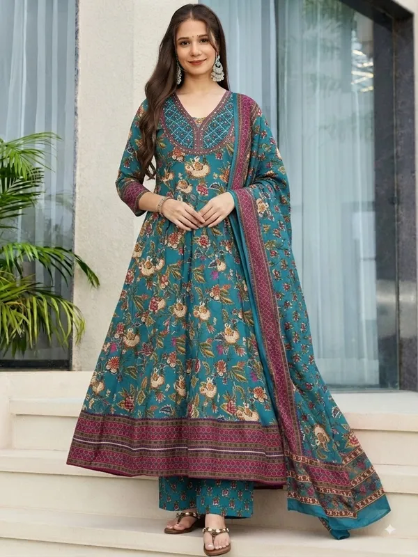 Women’s_Ethnic_Motif_Empire_Premium_Soft_Cotton_Flared_Kurta_with_Trousers_and_Dupatta__