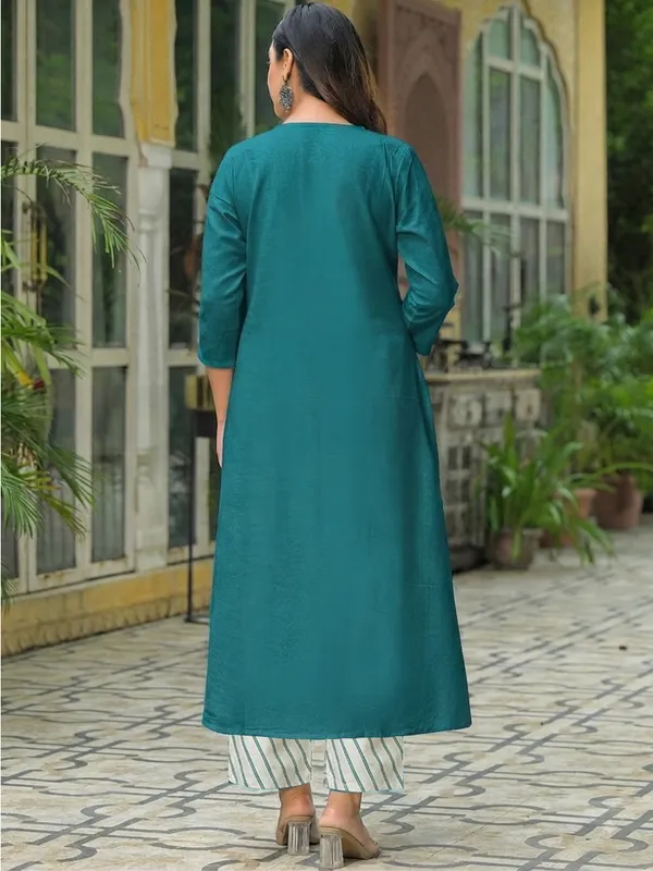 Women_Sky_Blue_Embroidered_Regular_Thread_Work_Kurta,_Trousers_&_With_Dupatta