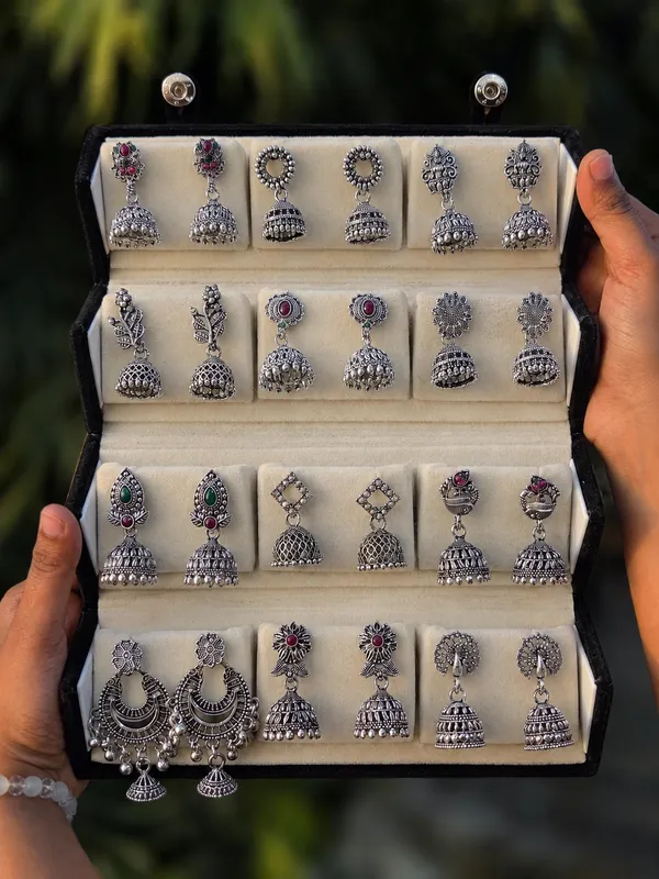 Oxidized_Silver-Tone_Jhumka_Earrings_Set_for_Women
