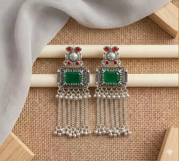 Silver_Oxidised_Statement_Earrings_for_Women