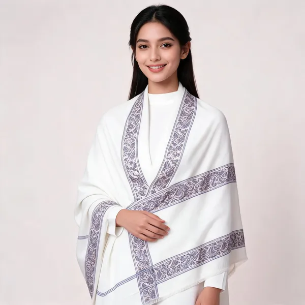 White_Woolen_Border_Shawl_For_Unisex