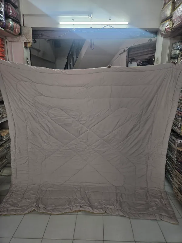double_bed_comforter_plain