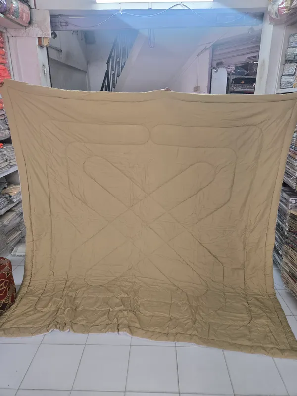 double_bed_comforter_plain
