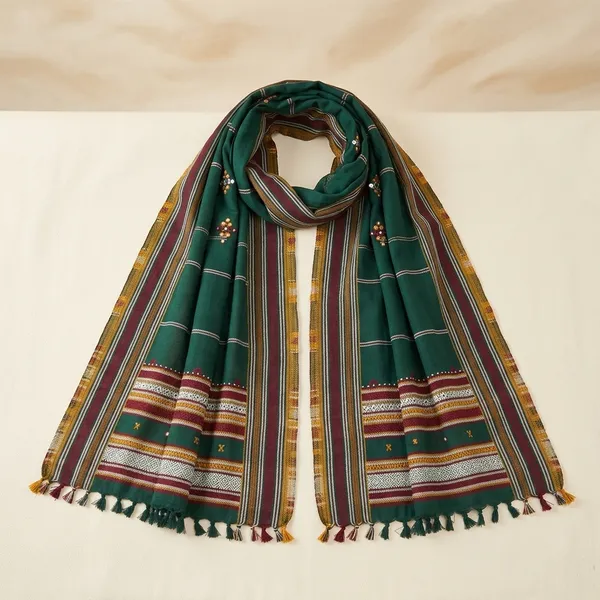 Green_Woolen_Traditional_Shawl_For_Women