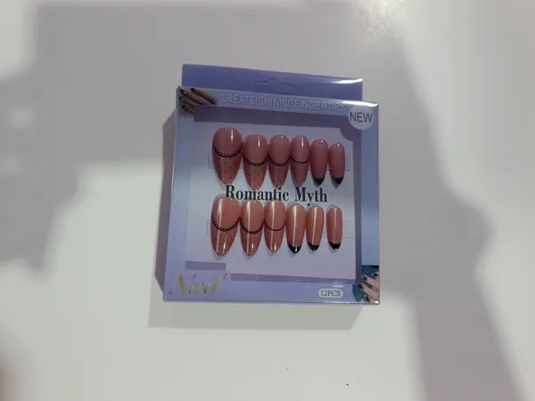 Pink_Nude_Almond_Press_On_Nails_Set
