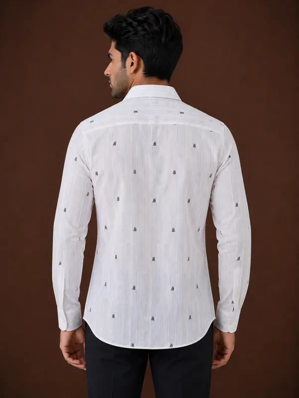 White_Textured_Casual_Shirt_for_Men