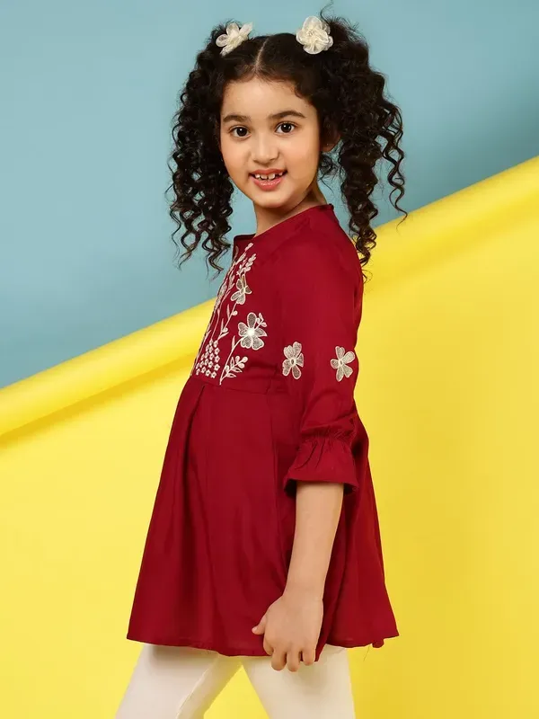 Maroon_Embroidered_Regular_Fit_Round_Neck_Casual_Top_For_Girls