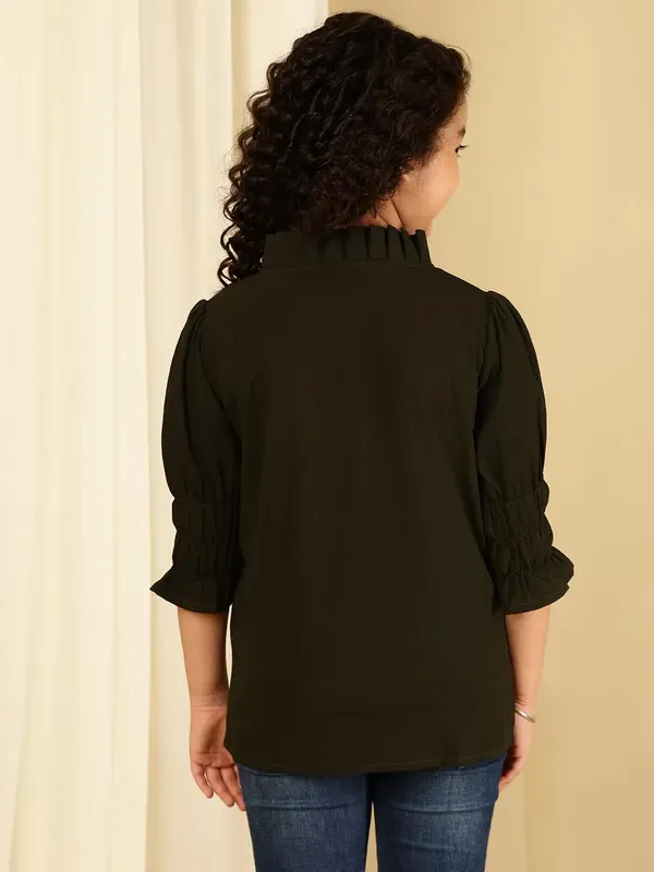 Olive_Green_Solid_Regular_Fit_Mandarin_Neck_Casual_Top_For_Girls