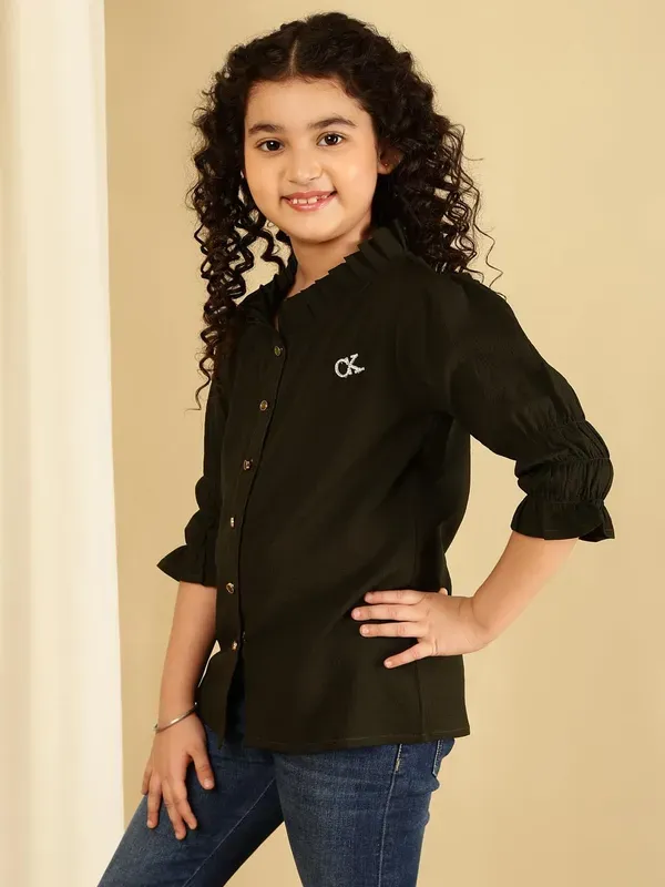 Olive_Green_Solid_Regular_Fit_Mandarin_Neck_Casual_Top_For_Girls