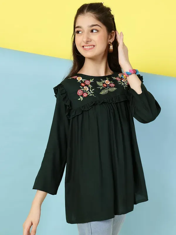 Green_Rayon_Floral_Embroidery_Round_Neck_Casual_Top_For_Girls