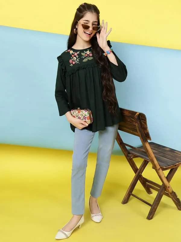 Green_Rayon_Floral_Embroidery_Round_Neck_Casual_Top_For_Girls