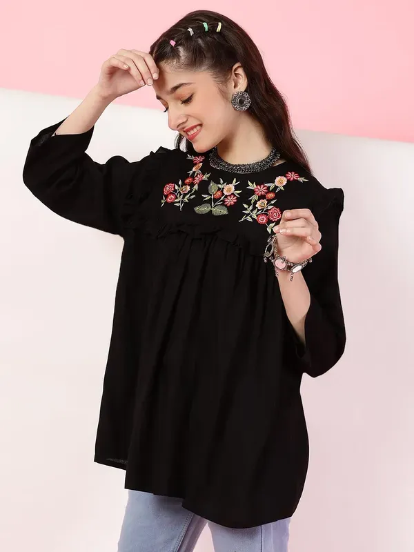 Black_Rayon_Floral_Embroidery_Round_Neck_Casual_Top_For_Girls