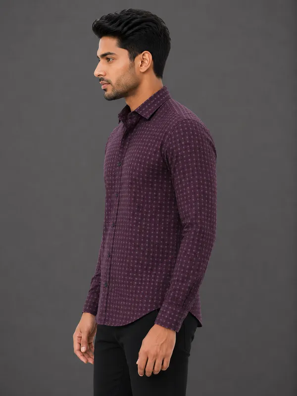 Maroon_Patterned_Full_Sleeve_Shirt_for_Men