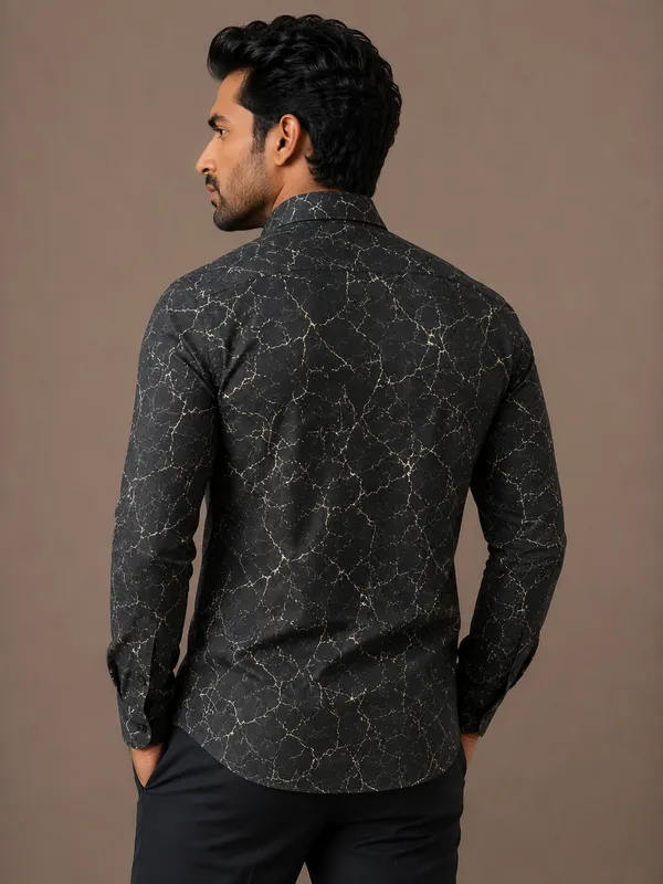Black_Printed_Full_Sleeve_Shirt_for_Men
