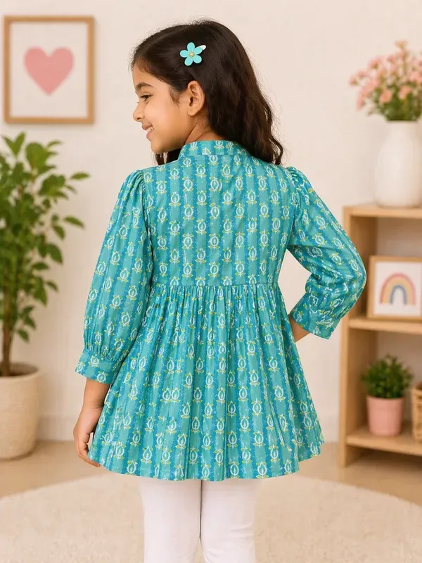 Aarini_Bloom_Twirl_Top