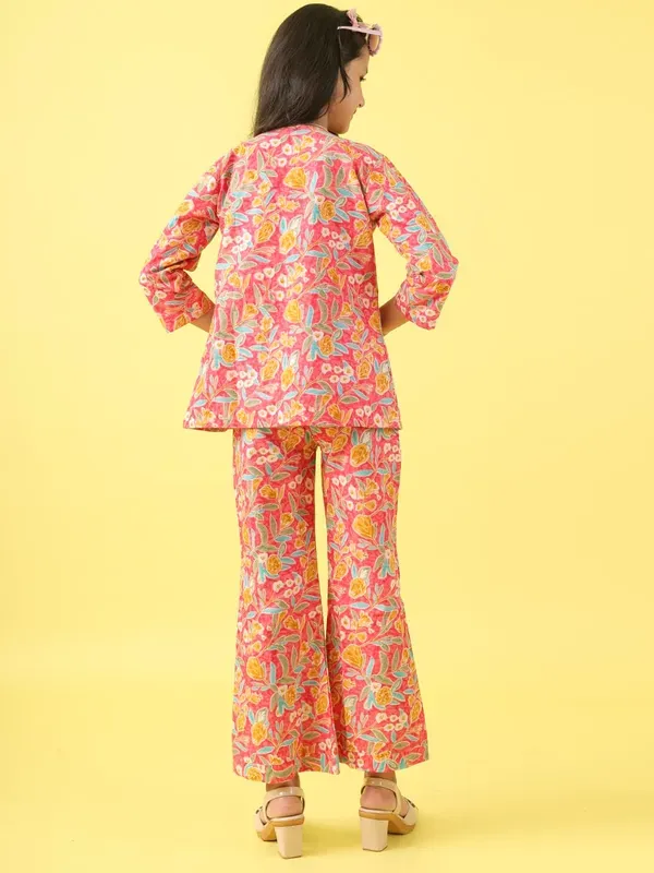Multicolor_Floral_Printed_Stylish_Blazer_Crop_Top_And_Flared_Pants_Co-Ord_For_Girls