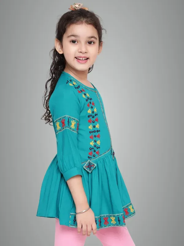 Rama_Rayon_Floral_Embroidery_Round_Neck_Casual_Top_For_Girls