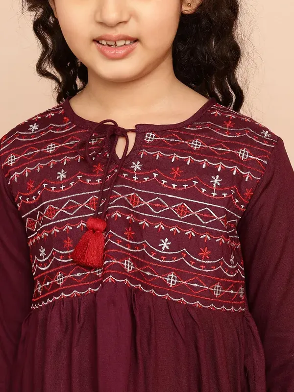 Wine_Rayon_Embroidered_Regular_Fit_Tie_Up_Neck_Casual_Top_For_Girls