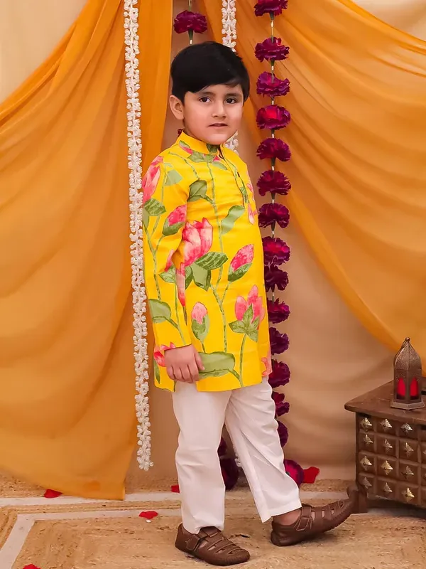 Yellow_Cotton_Floral_Print_Kurta_With_Pant_Set_For_Boys