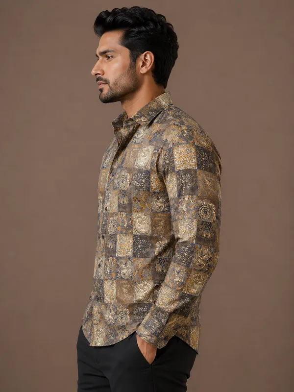 Multicolor_Printed_Regular_Fit_Shirt_For_Men