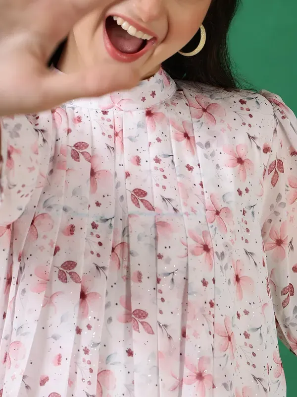 Peach_Floral_Printed_Round_Neck_Regular_Fit_Pleated_High_Neck_Casual_Top_For_Girls