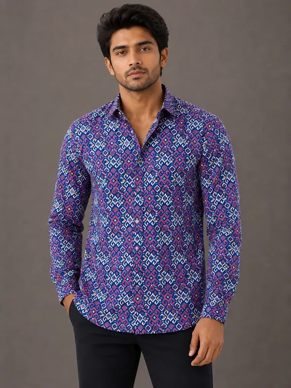 Blue_Printed_Regular_Fit_Shirt_for_Men