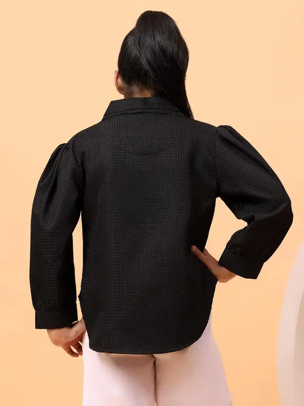 Black_Cotton_Blend_Stylish_Jacket_With_Sleeveless_T-Shirt_For_Girls