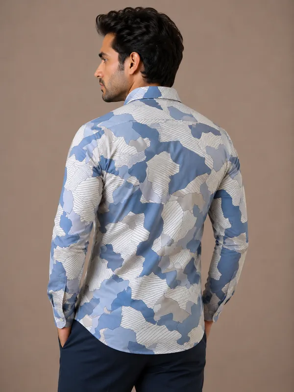 Blue_Abstract_Printed_Regular_Fit_Shirt_for_Men