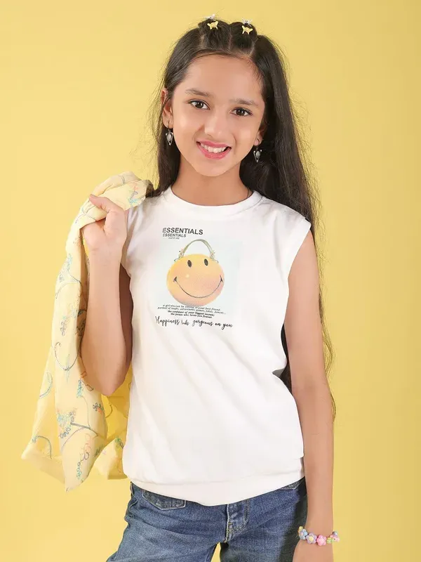 Yellow_Cotton_Blend_Floral_Embroidered_Top_With_Half_Sleeves_T-Shirt_For_Girls
