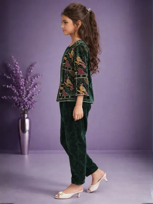 Girls_Emerald_Green_Velvet_Co-Ord_Set_3_Piece_With_Printed_Jacket_Party_Wear