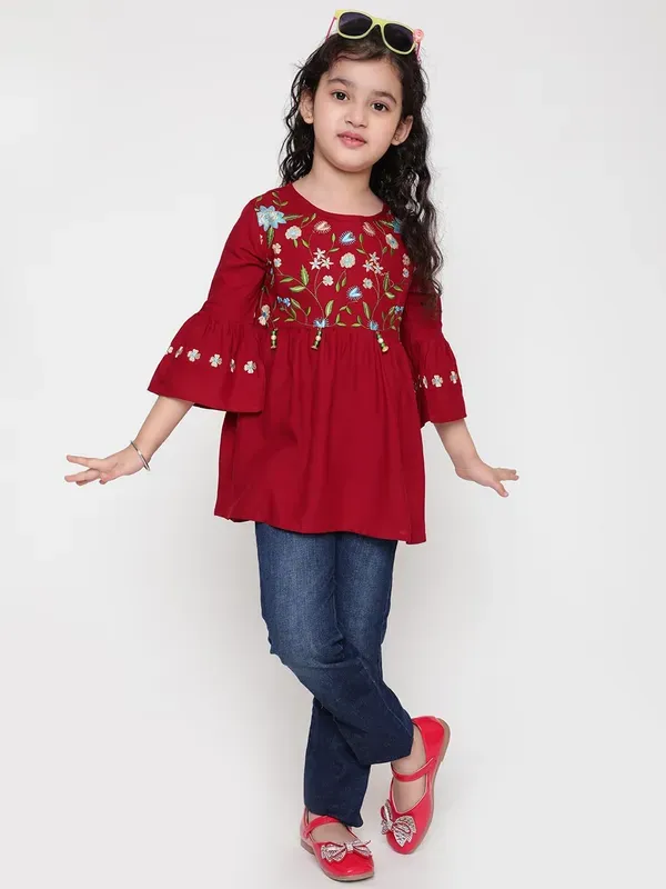 Maroon_Rayon_Floral_Embroidery_Round_Neck_Casual_Top_For_Girls