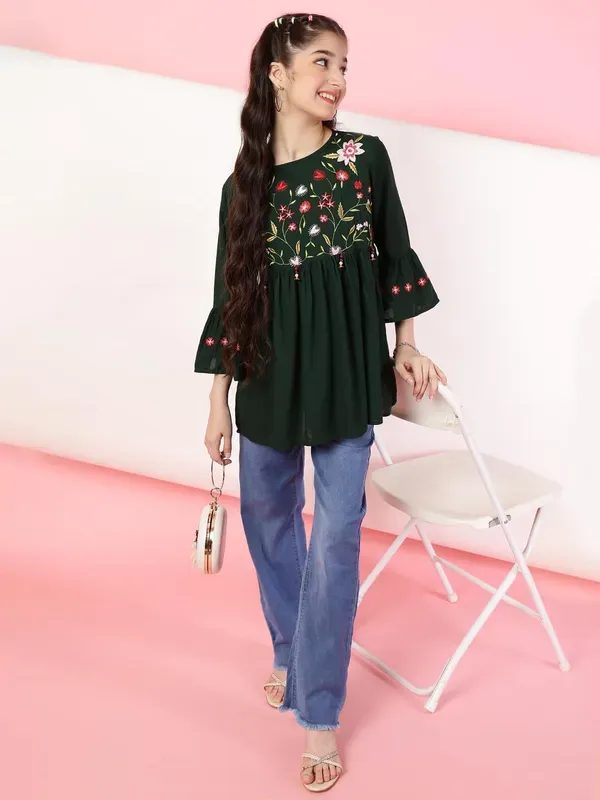 Green_Rayon_Floral_Embroidery_Round_Neck_Casual_Top_For_Girls