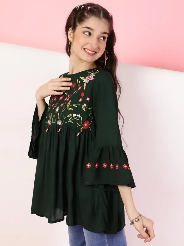 Green_Rayon_Floral_Embroidery_Round_Neck_Casual_Top_For_Girls