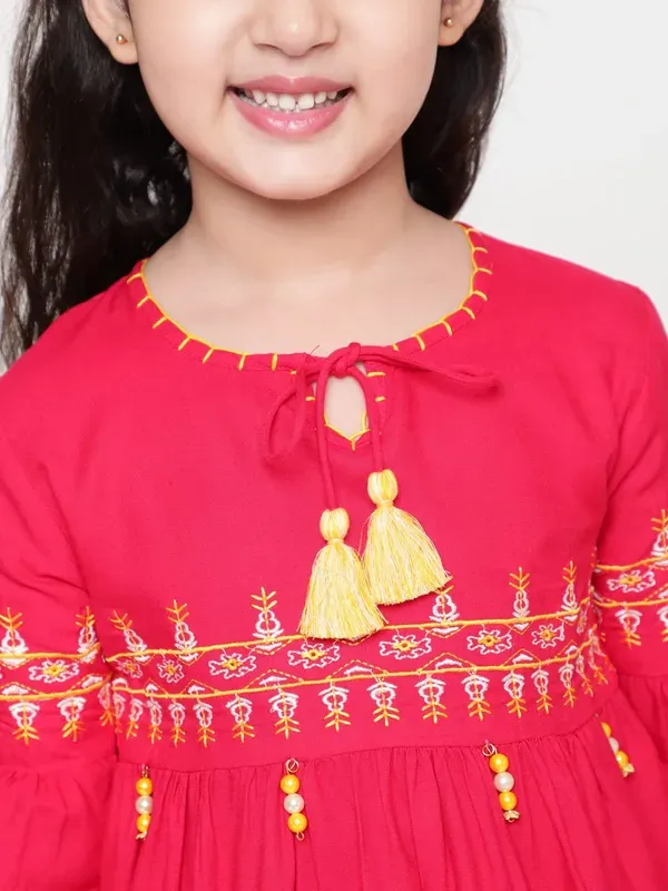 Rani_Rayon_Floral_Embroidery_Round_Neck_Casual_Top_For_Girls