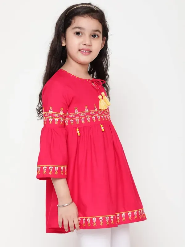 Rani_Rayon_Floral_Embroidery_Round_Neck_Casual_Top_For_Girls